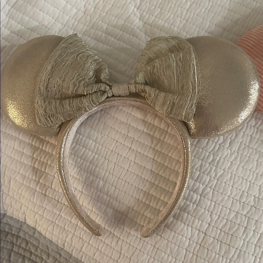 Set of 3 excellent condition Disney Parks Mickey/Minnie ears headbands - Picture 2 of 7